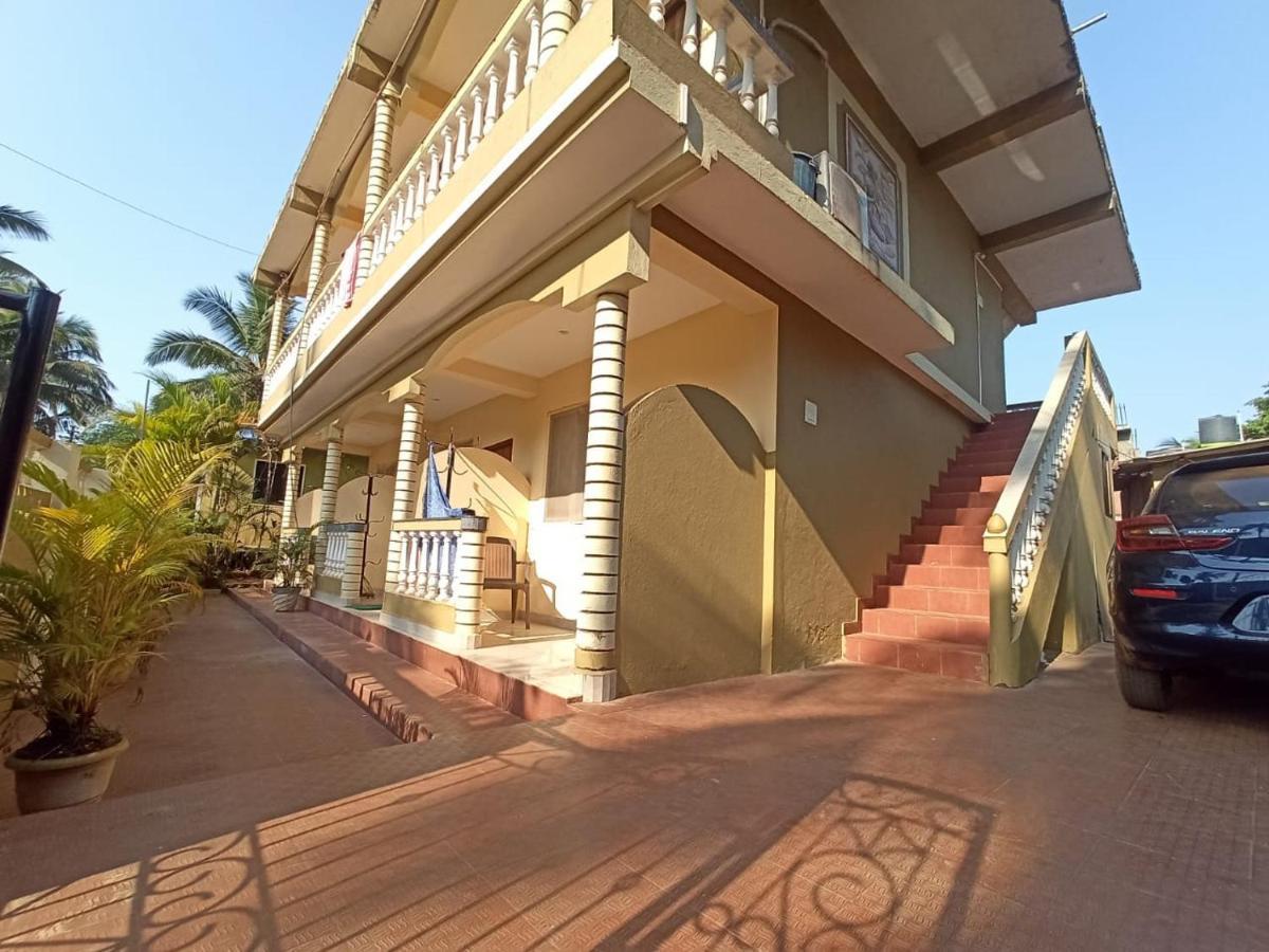 Regina Residency Inn Палолем Екстериор снимка